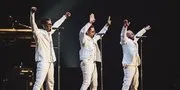Makna Lagu On Bended Knee - Boyz II Men, tentang Penyesalan dan Harapan Cinta