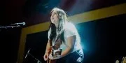 Makna Sailor Song Gigi Perez yang Viral, Kisah Cinta Bebas dan Penuh Gairah