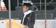 Rhoma Irama Jadi Imam dan Khatib Salat Jumat di Pestapora 2025, Suara Azan Vokalis Sisitipsi Menggema Khidmat