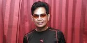 Terus Berkarya di Tengah Wabah Corona, Obbie Messakh Rilis Lagu '#DiRumahSaja'