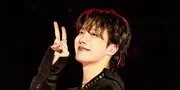 Ulang Tahun, J-Hope BTS Pilih Donasi 100 Juta Won ke Almamaternya untuk Dukung Pendidikan