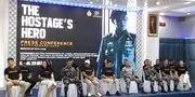 Yama Carlos Totalitas di Film THE HOSTAGE'S HERO, Hidup di Zona Militer hingga Syuting di Kapal Legendaris
