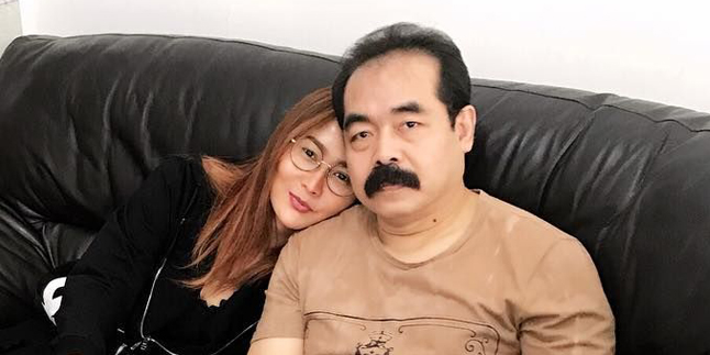 25 Years Together, Inul Daratista Writes a Long Romantic Confession for Adam Suseno