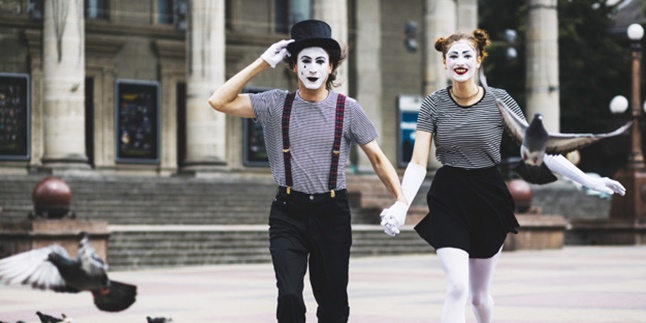 40 Charlie Chaplin Quotes, Humor Satire About Meaningful Life