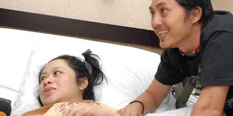 Ninok Wiryono, Kaku Saat Harus Kembali Rawat Bayi