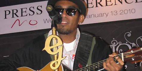 Konser 'Lovevolution' Jadi Titik Temu Glenn Fredly dan Fans