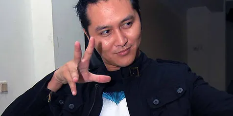 Demian Luncurkan Buku Rahasia 'Magic'