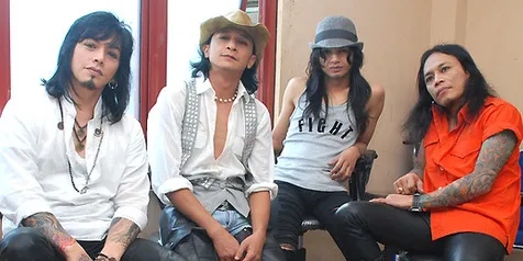 Rif Luncurkan Album Ketujuh