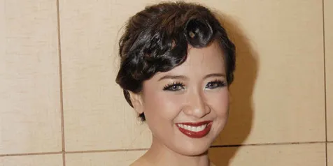 Astrid Sartiasari Gelar Acara Musik Amal