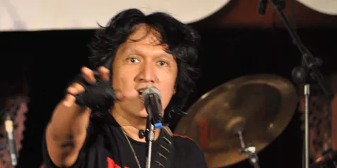 Ikang Fawzi Bikin Grup Band Brother in Law