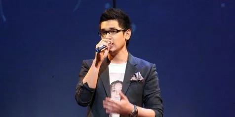 Afgan Pun Nervous Nyanyi di Depan SBY