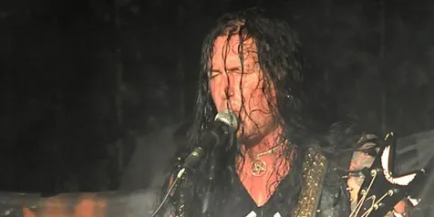 Konser Destruction Berakhir Mengecewakan