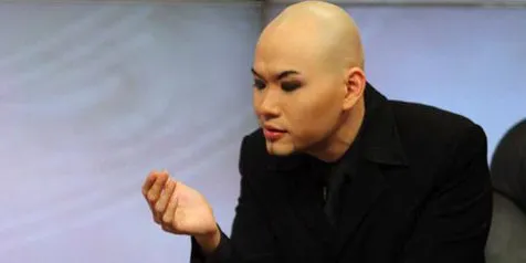 Main Film, Deddy Corbuzier Tolak Ganti Nama!