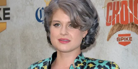 Kelly Osbourne: Mantanku Selingkuh Dengan Waria!