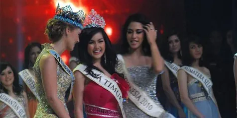 Astrid Ellena Masuk Lima Belas Besar Miss World 2011