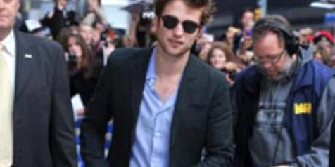 Robert Pattinson Takut Hidupnya Gagal