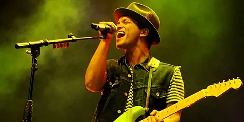 Video Klip 'It Will Rain' Tak Mengusung Nuansa 'TWILIGHT SAGA'