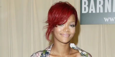 Ada Metallica di Lagu Rihanna?