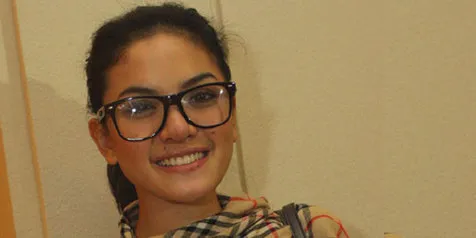 Nikita Mirzani Bantah Lesbian