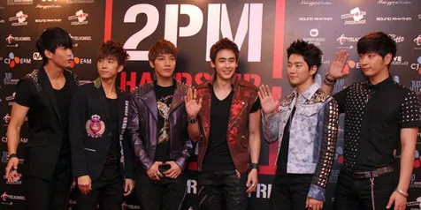 Hottest Serbu Konser 2PM