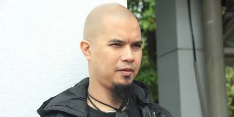 Ahmad Dhani - Mulan Jameela 'Terbakar' Duet