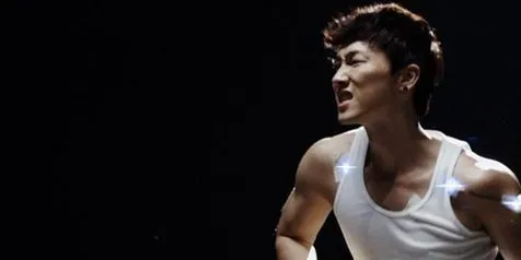 Penyanyi Senior Jang Woo Hyuk Terjebak Masa Lalu