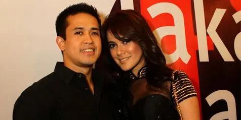 Jika Nikah, Olla Ramlan Pakai Gaun Dari Ivan Gunawan?