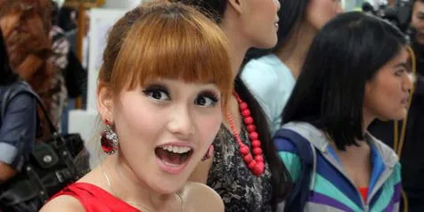 Ivan Gunawan: Cantiknya Ayu Ting Ting Tak Dibuat-Buat