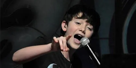 Inspirasi Greyson Chance Dalam Menulis Lagu