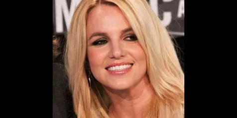 Britney Spears Impikan Bisa Main Ski