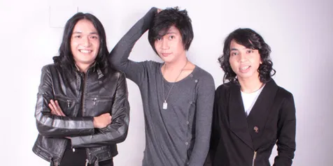 Raina Band, Terinspirasi CN Blue
