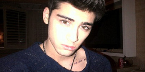 Zayn Malik One  Direction  Pamer Tato di Twitter 