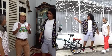 16 Potret Rumah Sederhana Mastur yang Jauh Dari Kesan Mewah, Bangku Kulit Dapat Dari Saudara - Banyak Koleksi Batu Cincin Harganya Setara Satu Motor