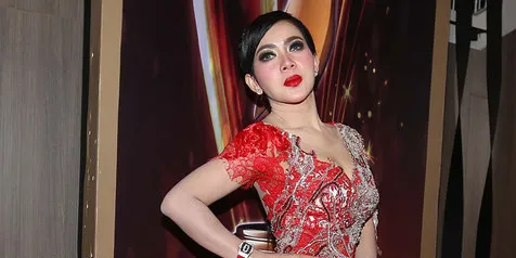 Jurus Eksis Ala Syahrini, Alhamdulillah Ya I Feel Free!
