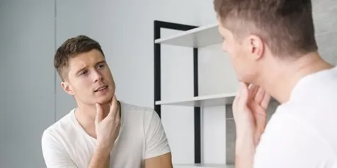 6 Cara Menghilangkan Double Chin atau Lipatan di Bawah Dagu dengan Mudah, Lakukan Gerakan Ini