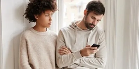 65 Kata-Kata Buat Pacar Cuek, Keluhan dan Sindiran Biar Makin Perhatian