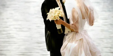 650 Gambar Foto Pernikahan Romantis HD Terbaik