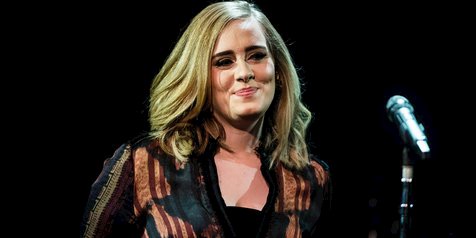 Adele Sulit Menulis Materi Album Keempat Karena Terlalu Bahagia