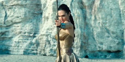 Akankah 'WONDER WOMAN' Masuk Film Superhero Terlaris Tahun Ini?