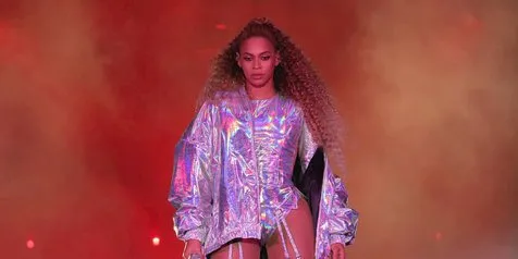 Akhirnya Beyonce Mengunggah Wajah Si Kembar!
