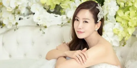 Aktris Kim Jung Eun Resmi Nikah, Identitas Suami Dirahasiakan