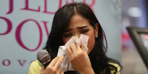 Tak sadar, Tubuh Jedar direkam secara diam-diam / KapanLagi® - Agus Apriyanto