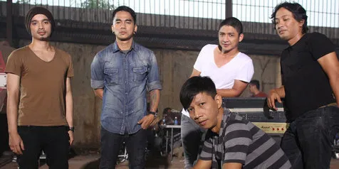 lagu ungu di album laguku lagu ungu di album laguku