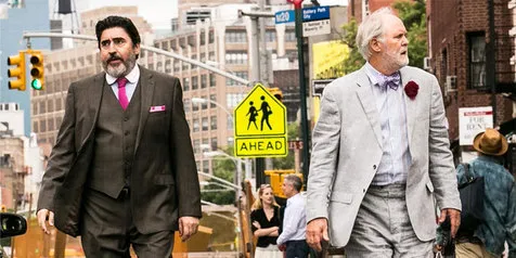 Alfred Molina Menikah Dengan John Litglow di Film Terbaru