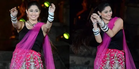 Amazing! Ubah Imej, Soumya Seth Pasang Pose Hot nan Menggoda