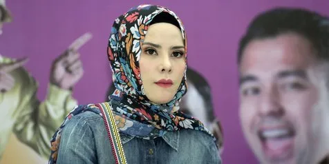 Angel Lelga Bantu Korban Penipuan untuk Penjarakan Vicky Prasetyo