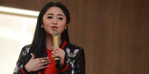 Angga Wijaya Calon Suami Dewi Perssik Urus Surat Pindah Nikah Sejak 30 Agustus Kapanlagi Com