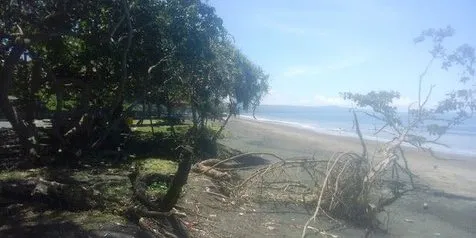 Angkernya Pesisir Desa Delod, Dihuni oleh Dua Sosok Wanita Berambut Panjang
