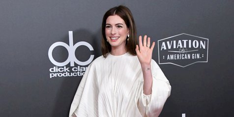 Anne Hathaway Umumkan Kehamilan Kedua Sambil Curhat Masalah Kemandulan
