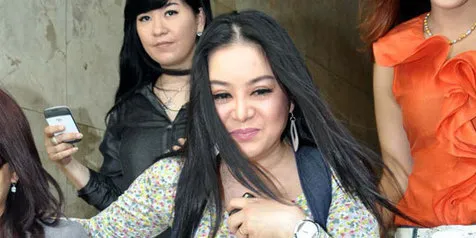 Annisa Bahar Lengkapi Bukti Baru Laporannya